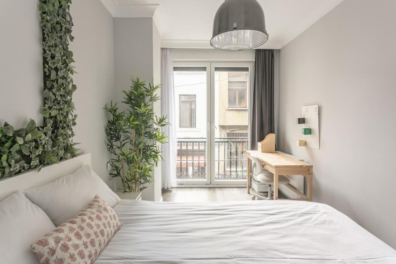 Апартаменты Central And Refreshing Flat In Beyoglu Стамбул Экстерьер фото